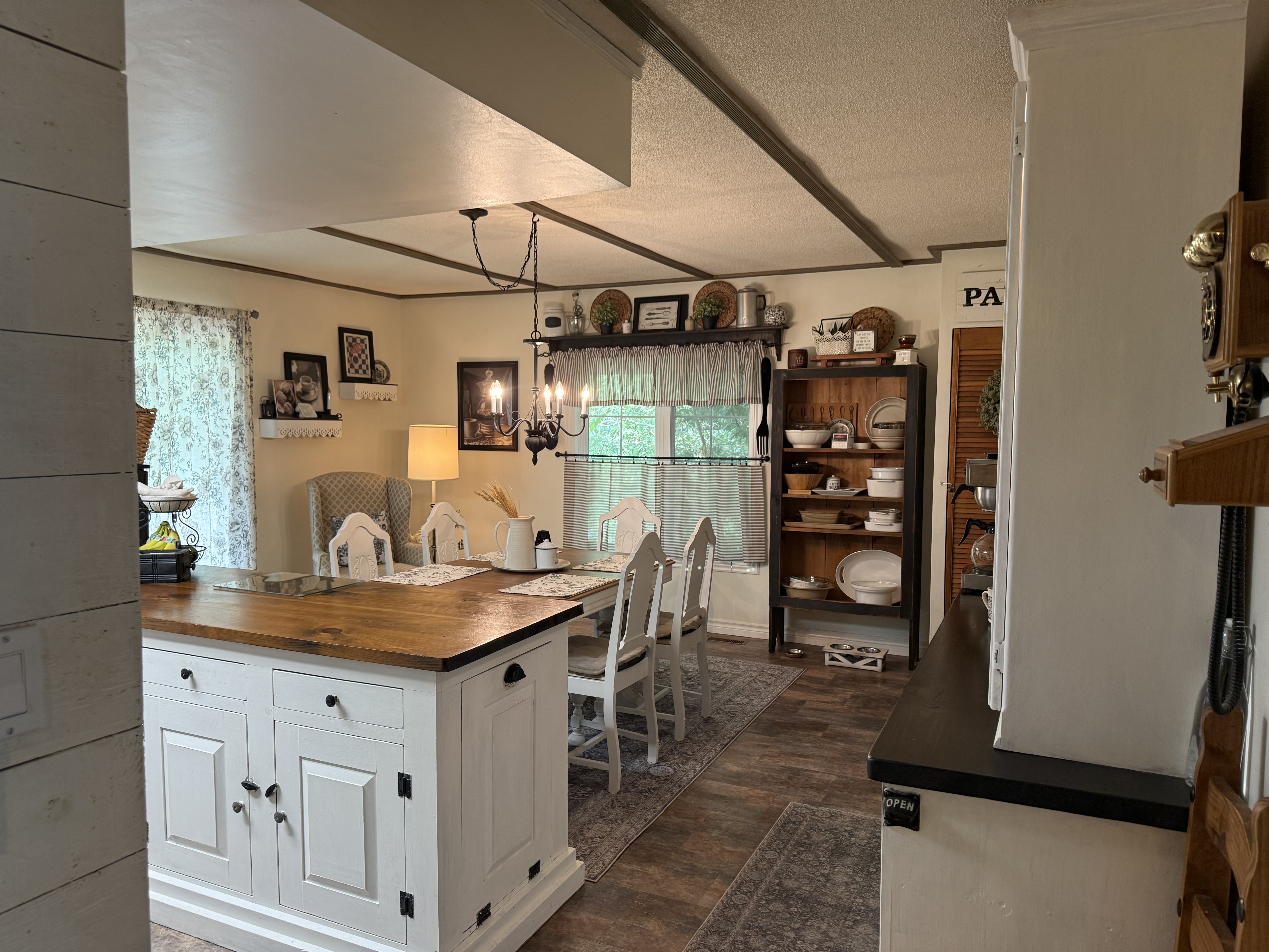 Four Season Cottage/Home