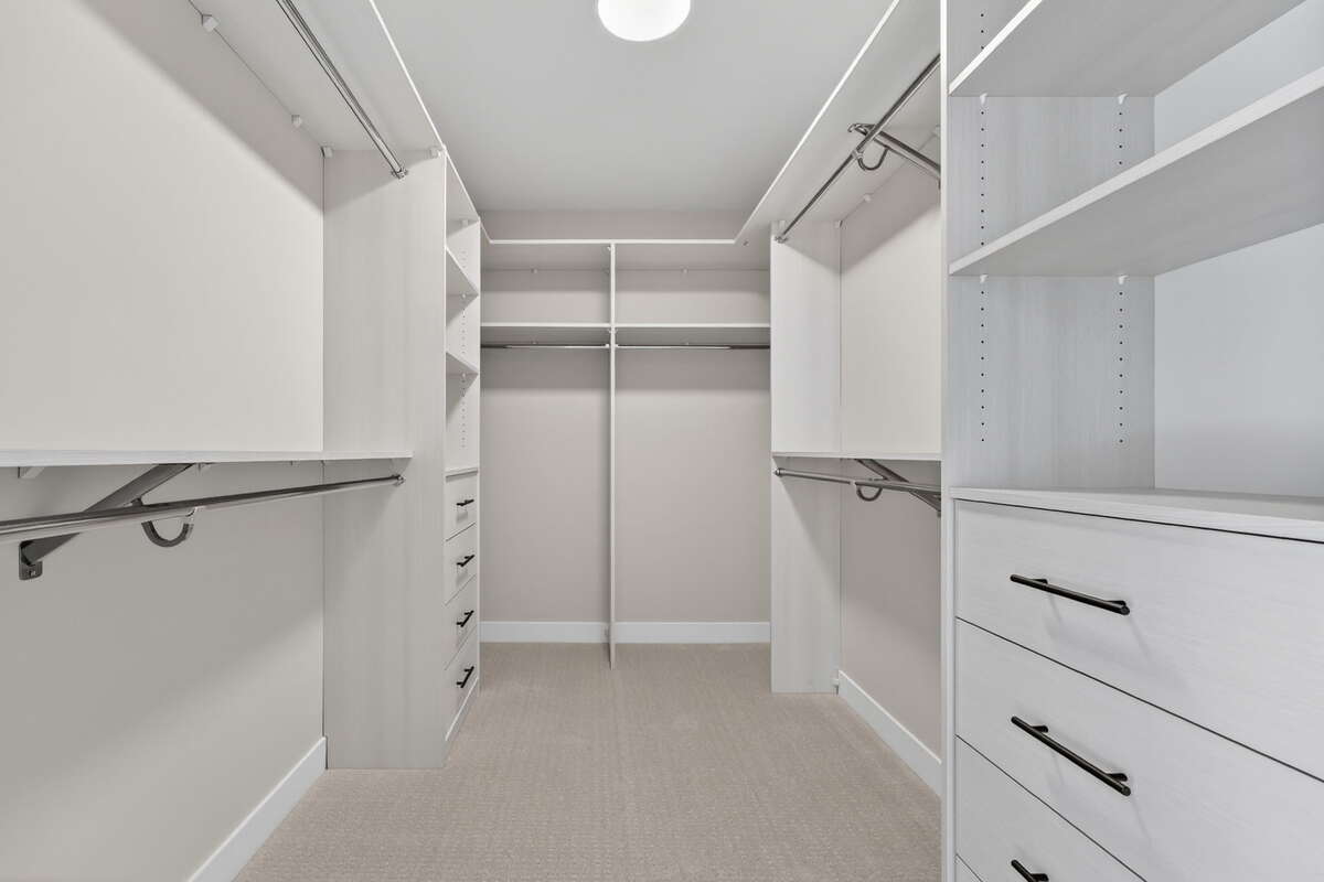 Primary walk in closet