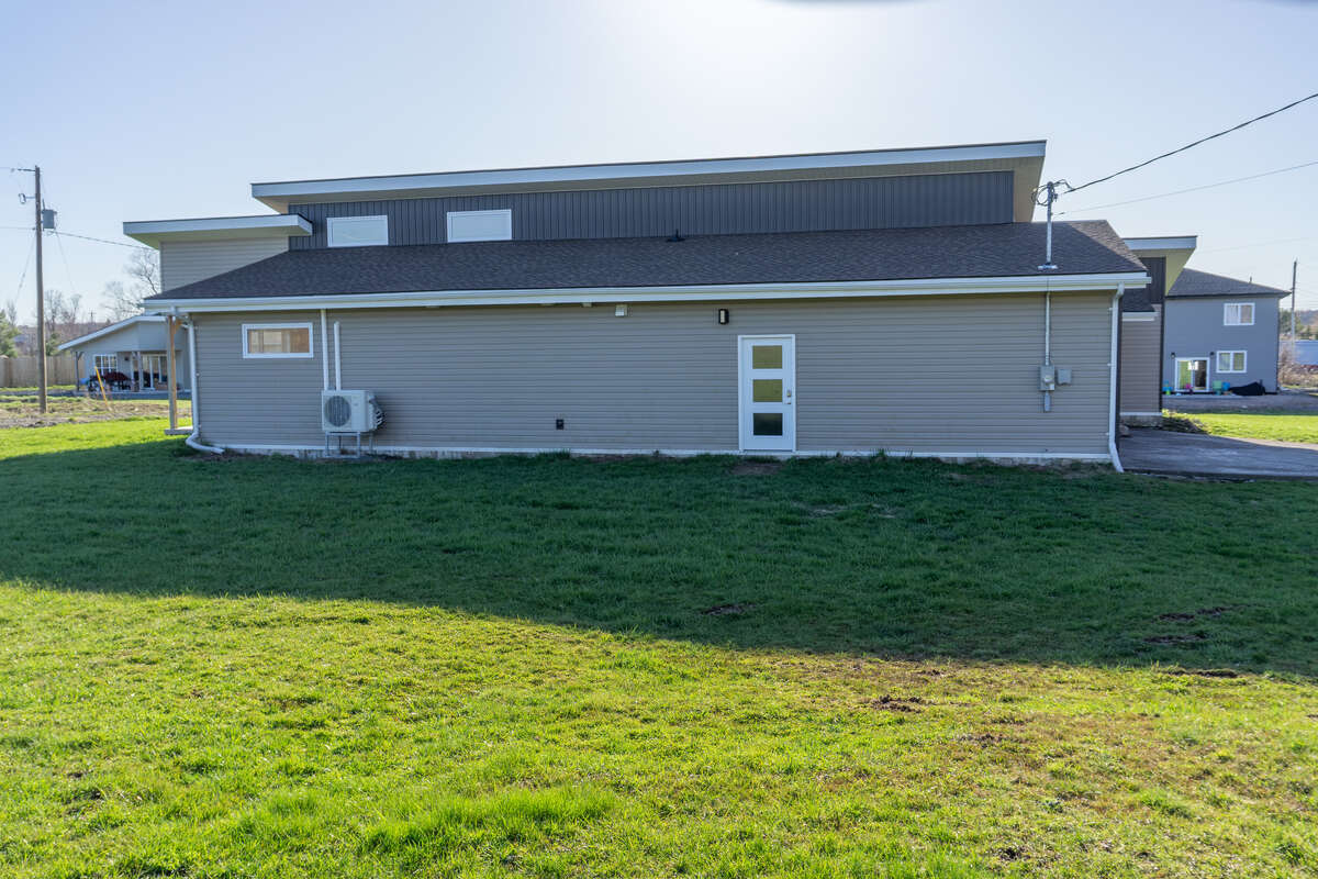 High end Rural Living!