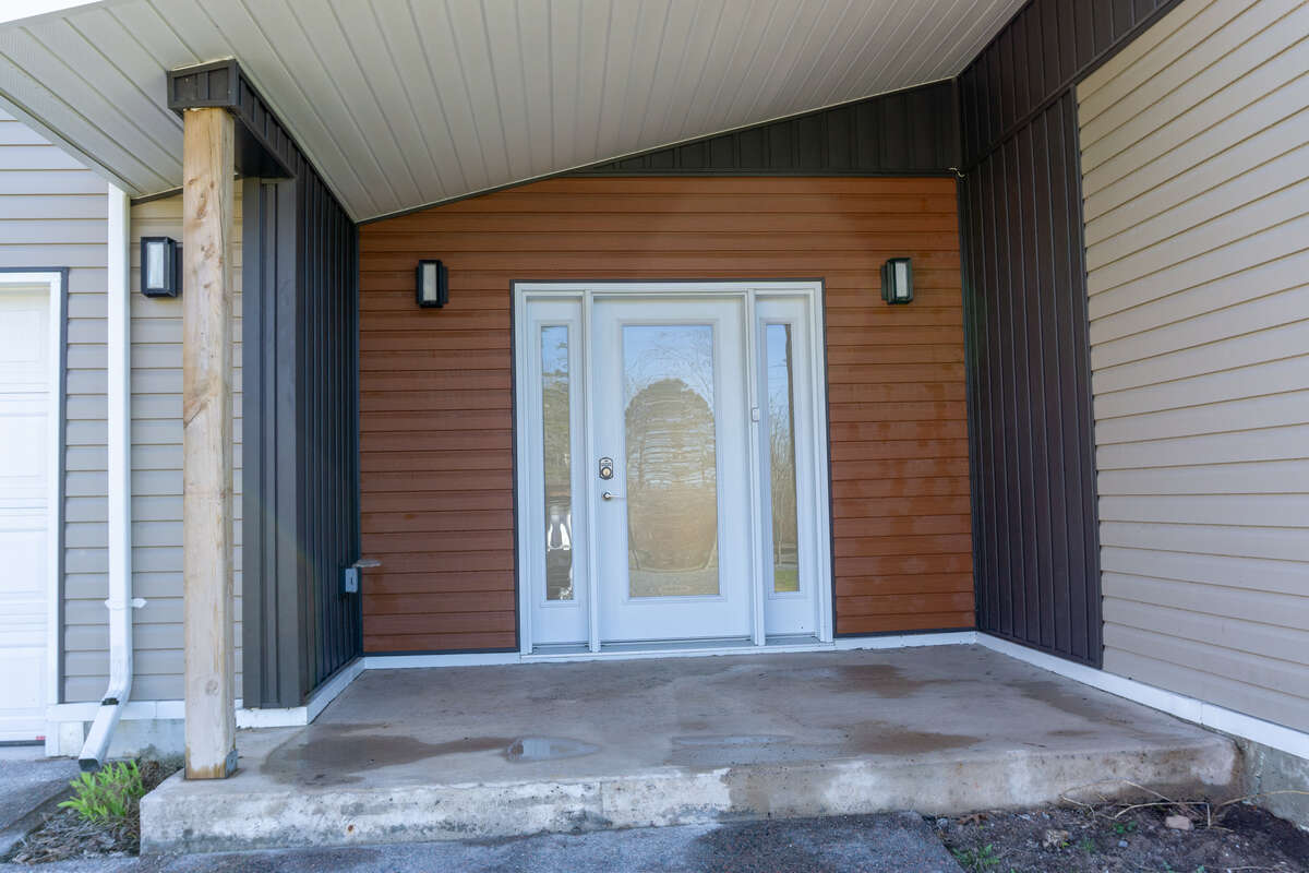 High end Rural Living!