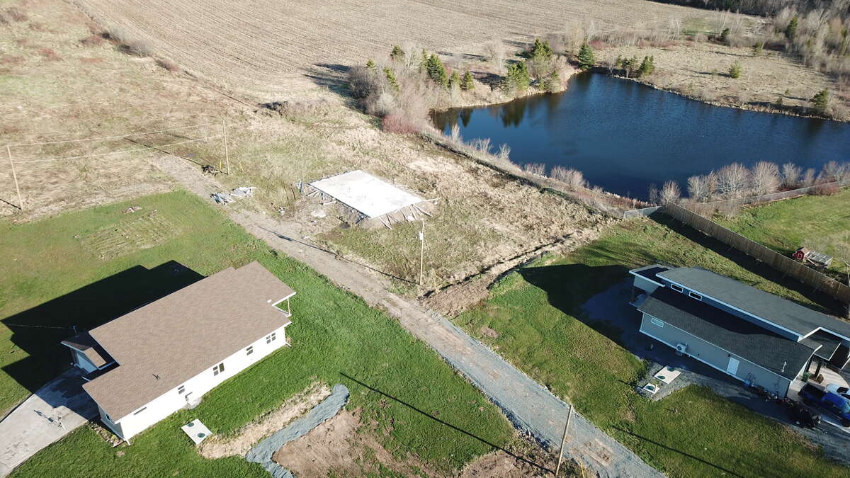 High end Rural Living!