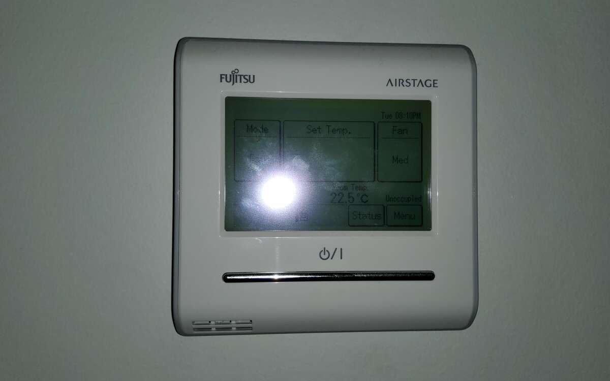 2 Bed, Serene Family Home on 1.8 Acres with Pond