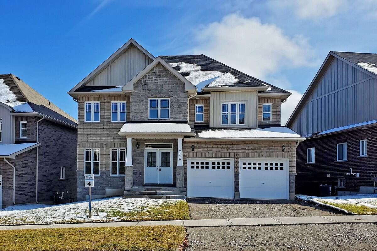 Spacious 50 Ft Detached Home 4 Bedrooms 4 Bathroom