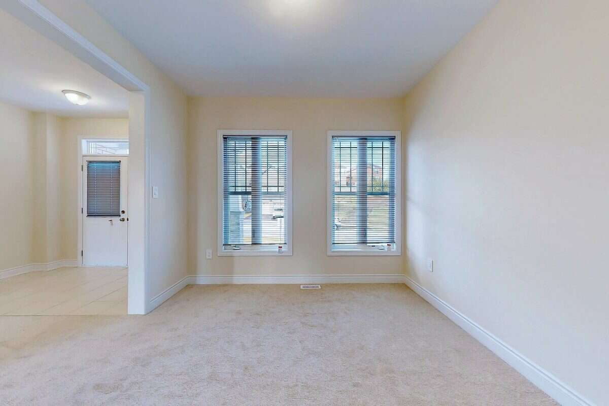 Spacious 50 Ft Detached Home 4 Bedrooms 4 Bathroom
