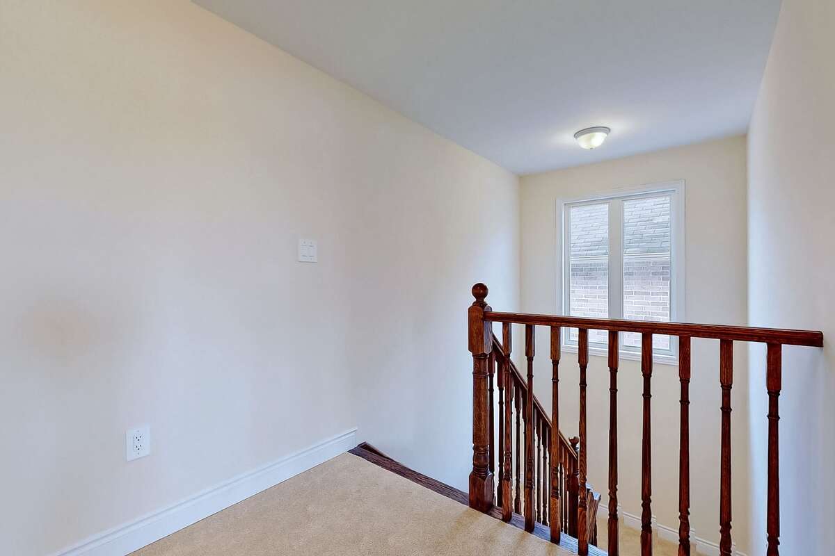Spacious 50 Ft Detached Home 4 Bedrooms 4 Bathroom