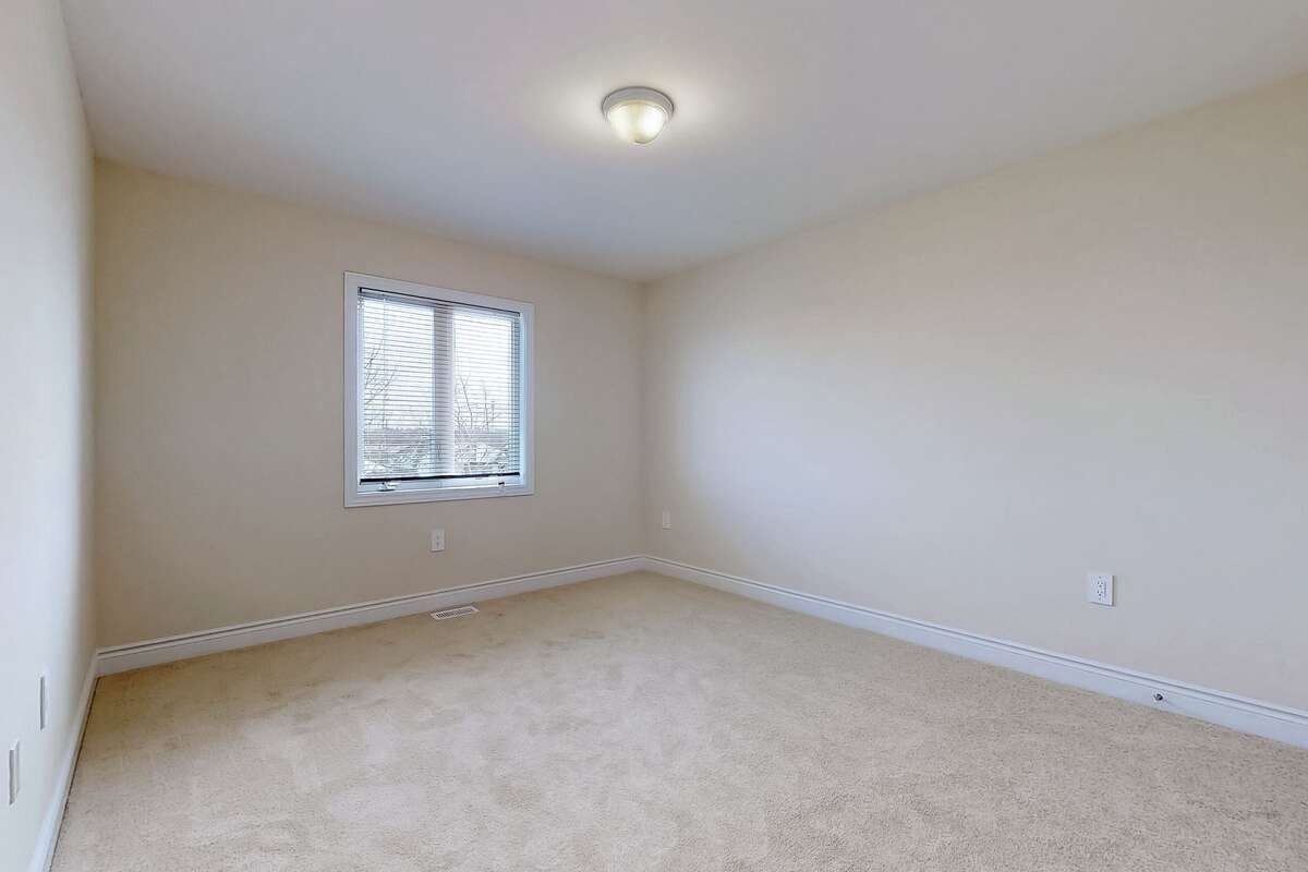 Spacious 50 Ft Detached Home 4 Bedrooms 4 Bathroom