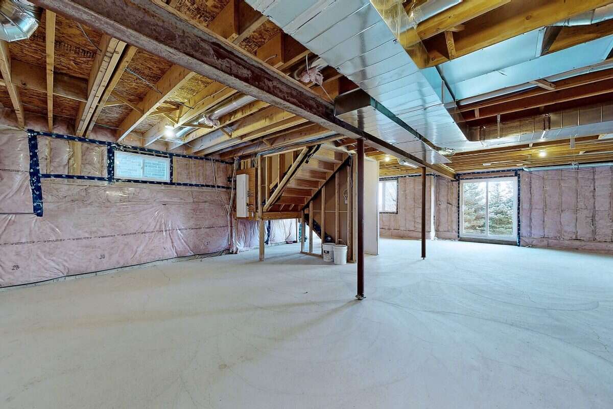 Spacious 50 Ft Detached Home 4 Bedrooms 4 Bathroom