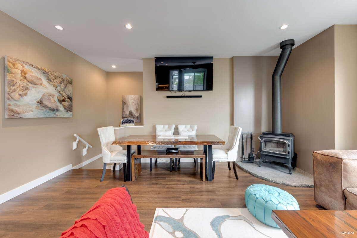 2nd Floor Living Space