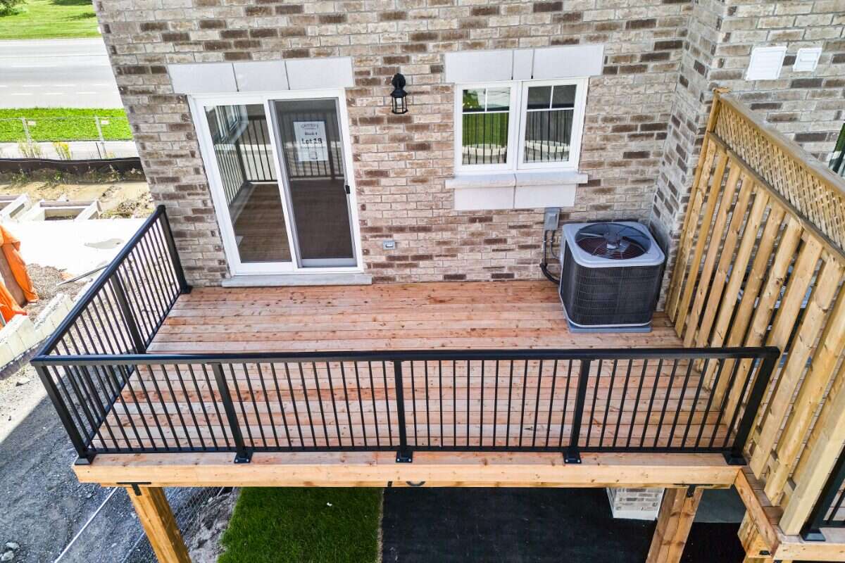 Move-In Ready 3-Bedroom Townhome in Newcastle