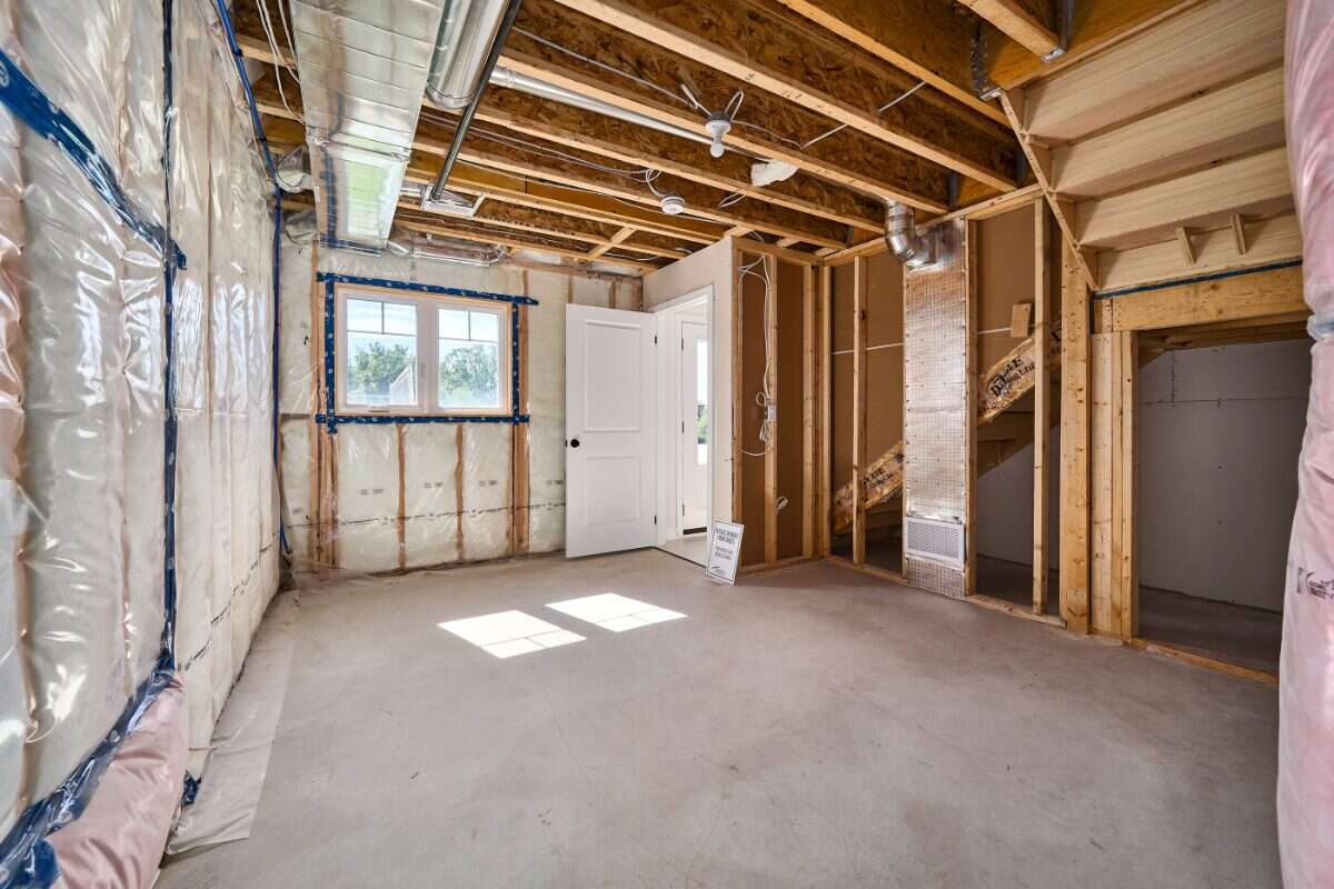 Move-In Ready 3-Bedroom Townhome in Newcastle