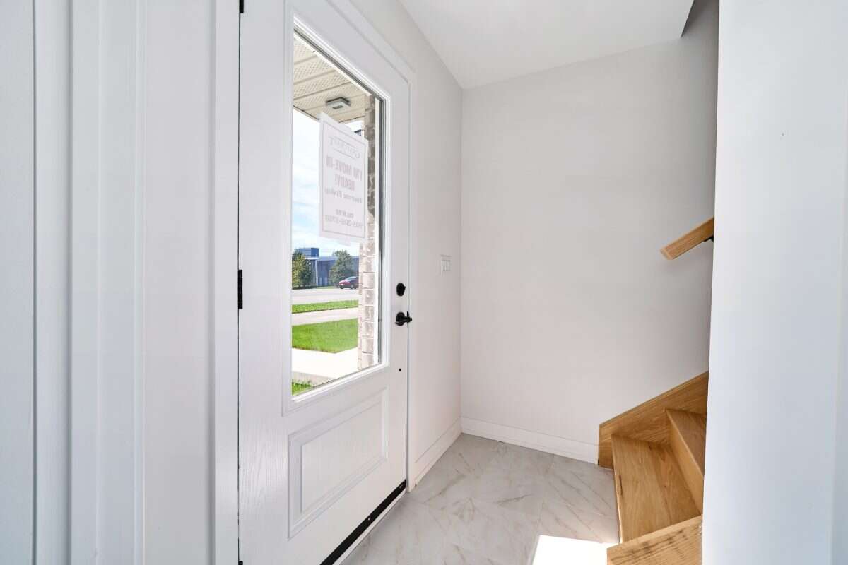 Move-In Ready 3-Bedroom Townhome in Newcastle