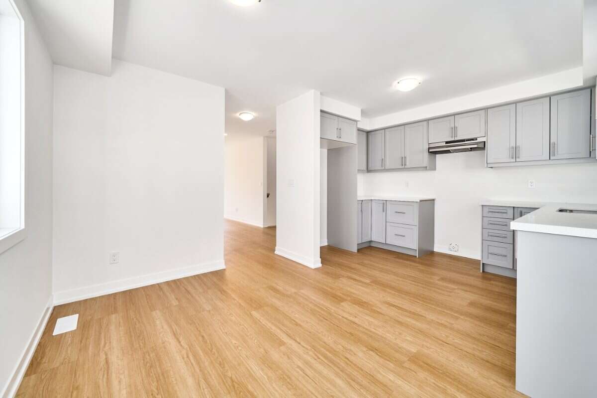 Move-In Ready 3-Bedroom Townhome in Newcastle
