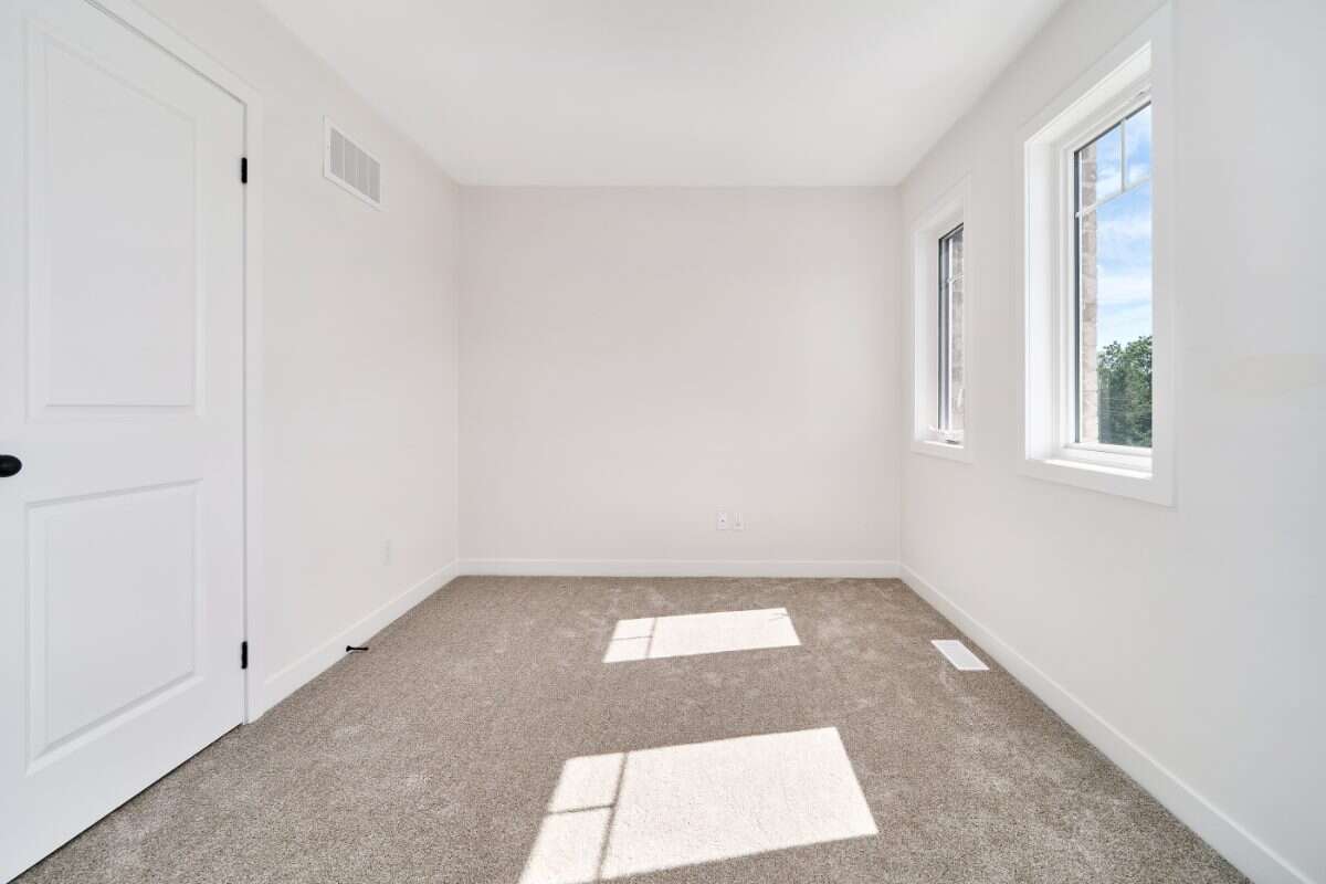 Move-In Ready 3-Bedroom Townhome in Newcastle