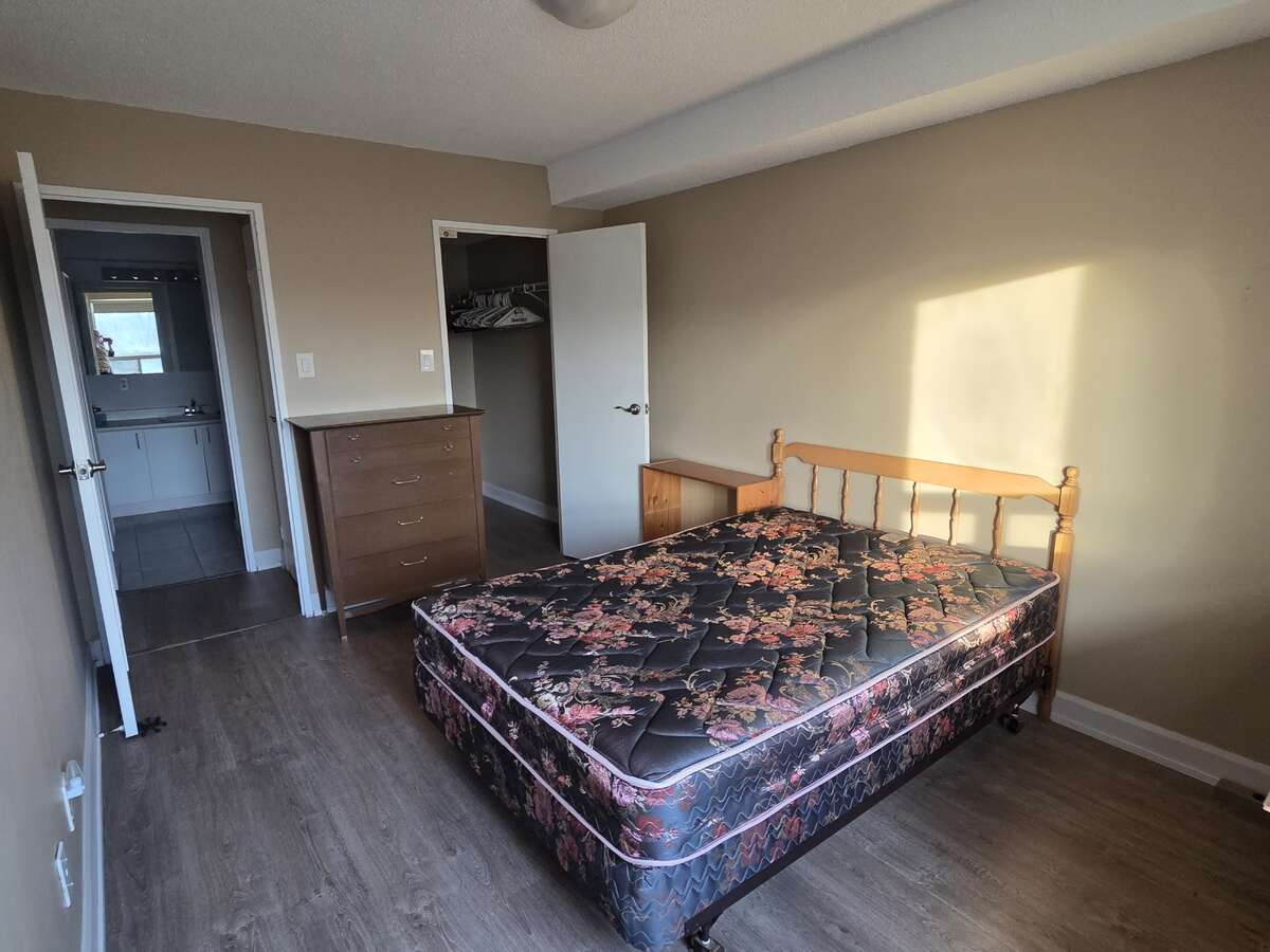 Master bedroom, convenient to 3-piece bath