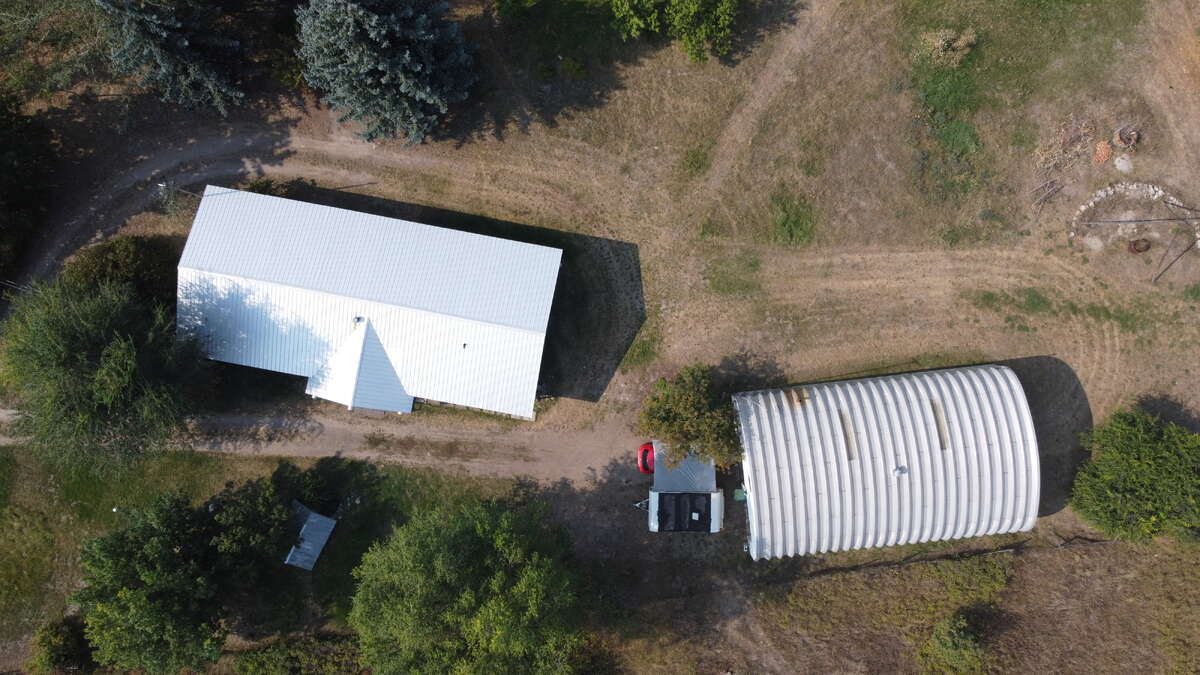 House and Quonset.
