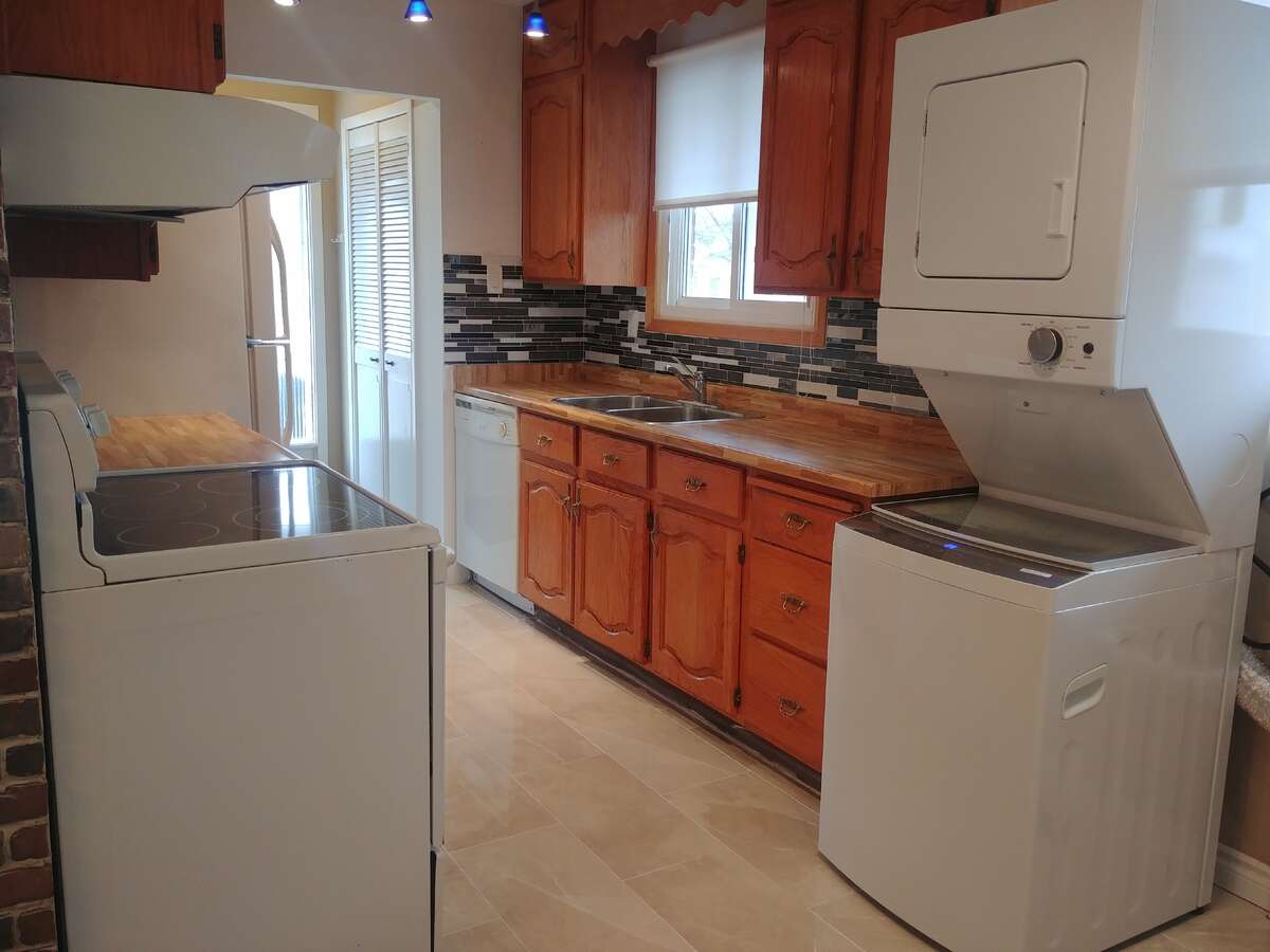 Upper Unit - Kitchen