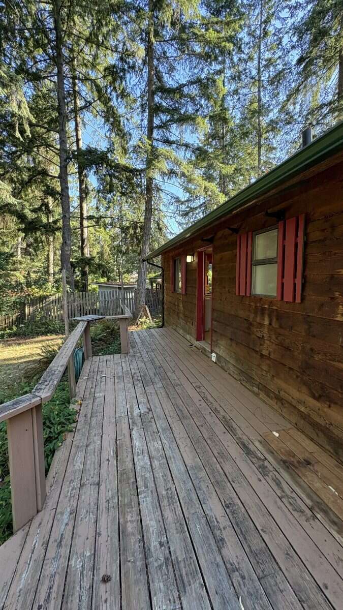 Updated 2-Bedroom Protection Island Home