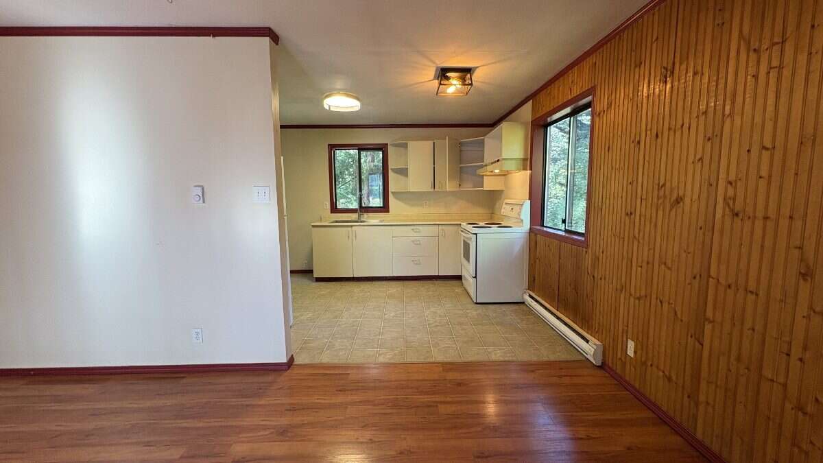Updated 2-Bedroom Protection Island Home