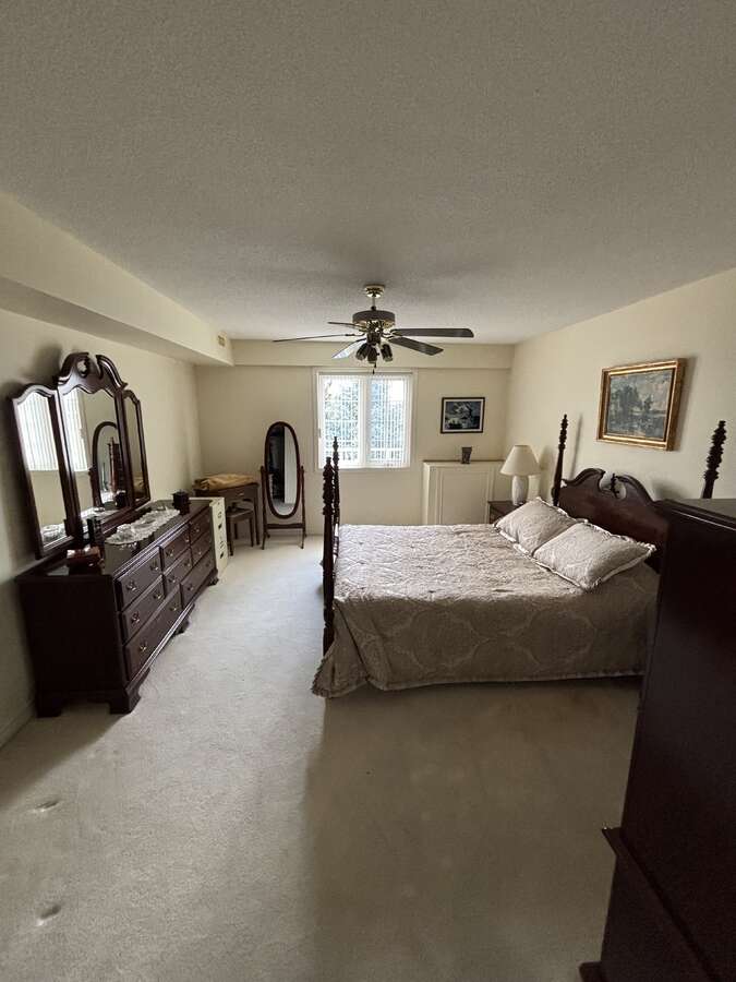 Spacious Corner Unit in Villages of Glancaster