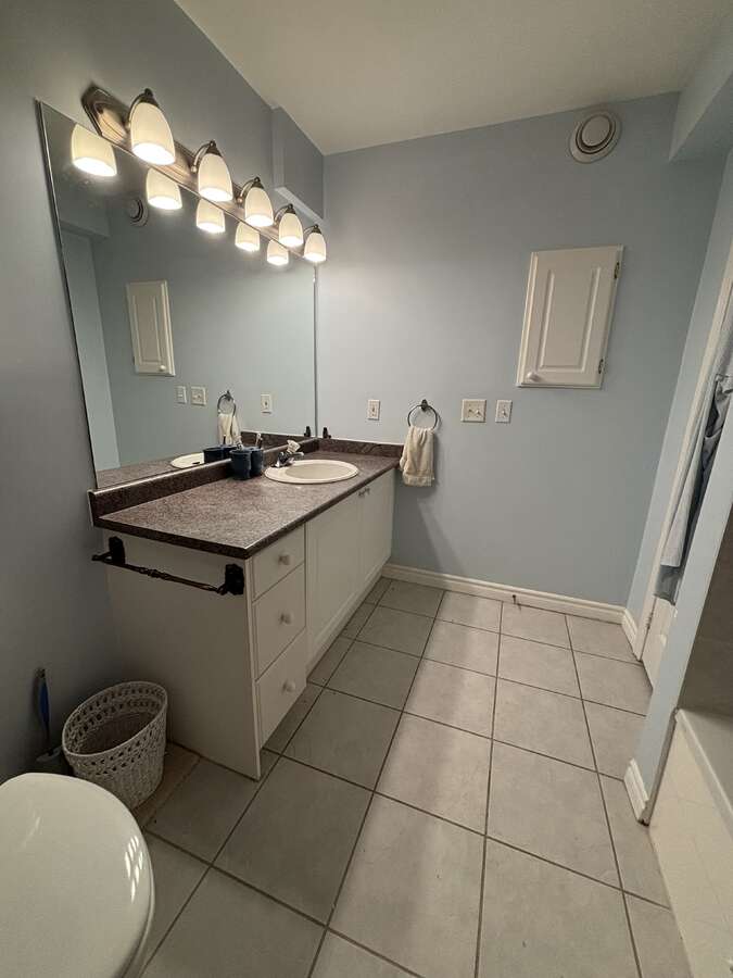 Spacious Corner Unit in Villages of Glancaster