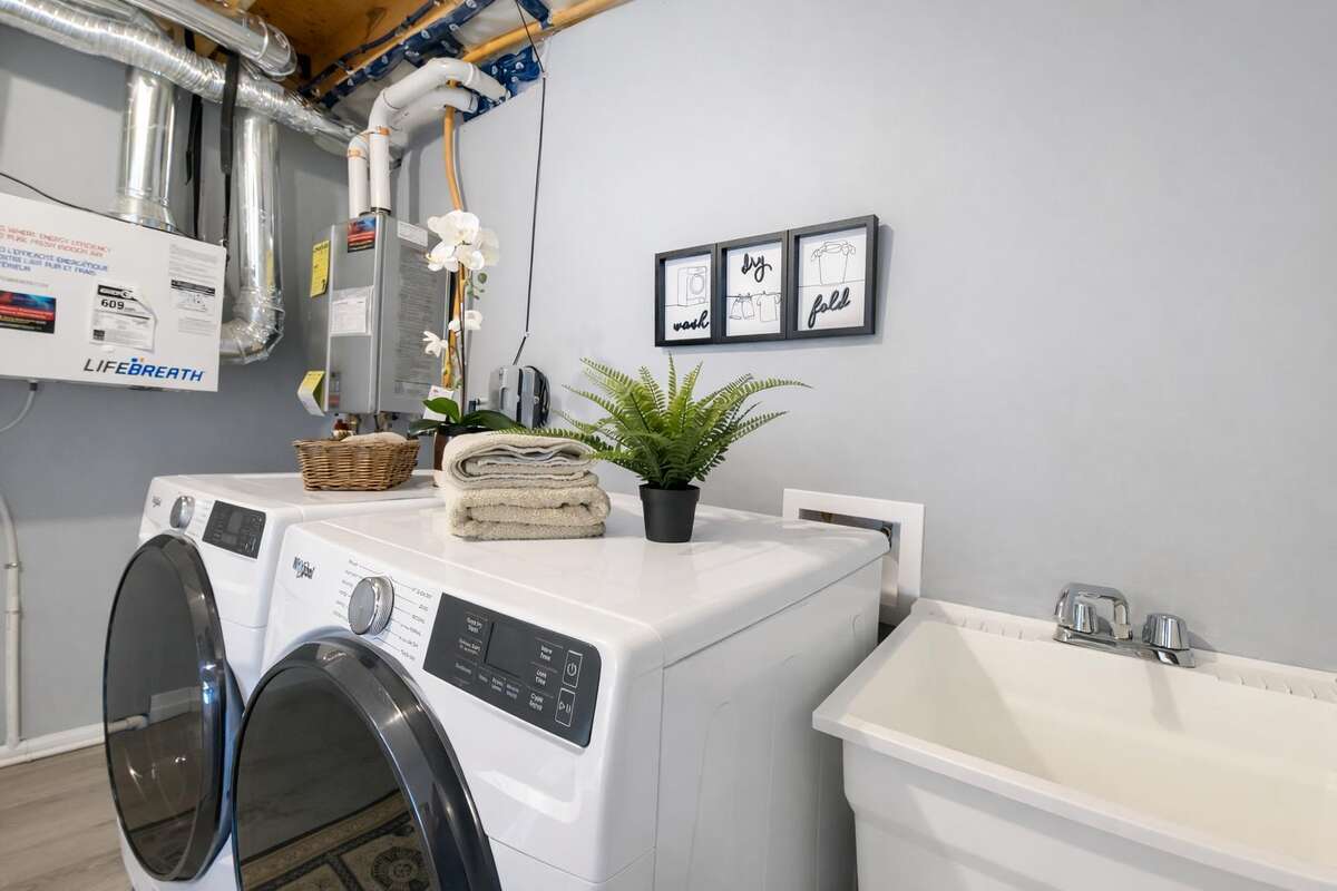 JUST LISTED - 2022 RAISED BUNGALOW