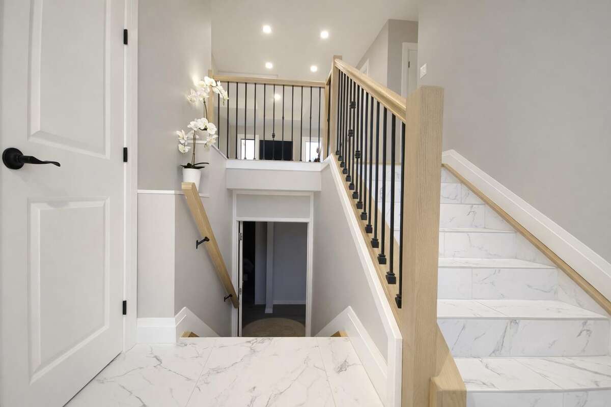 JUST LISTED - 2022 RAISED BUNGALOW