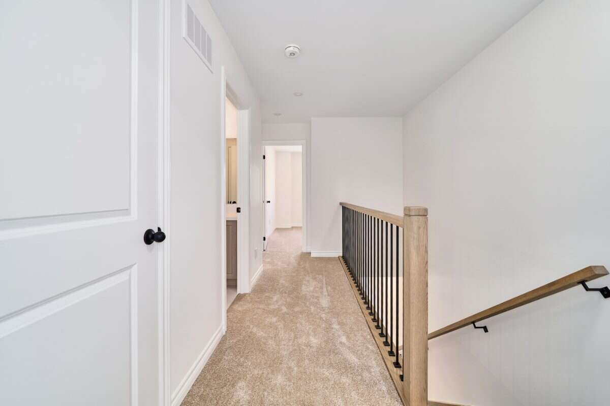 Move-In Ready 3-Bedroom End Unit in Newcastle