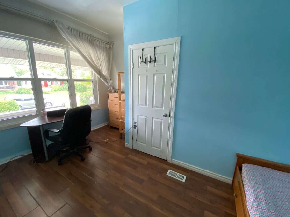  727 PARTINGTON