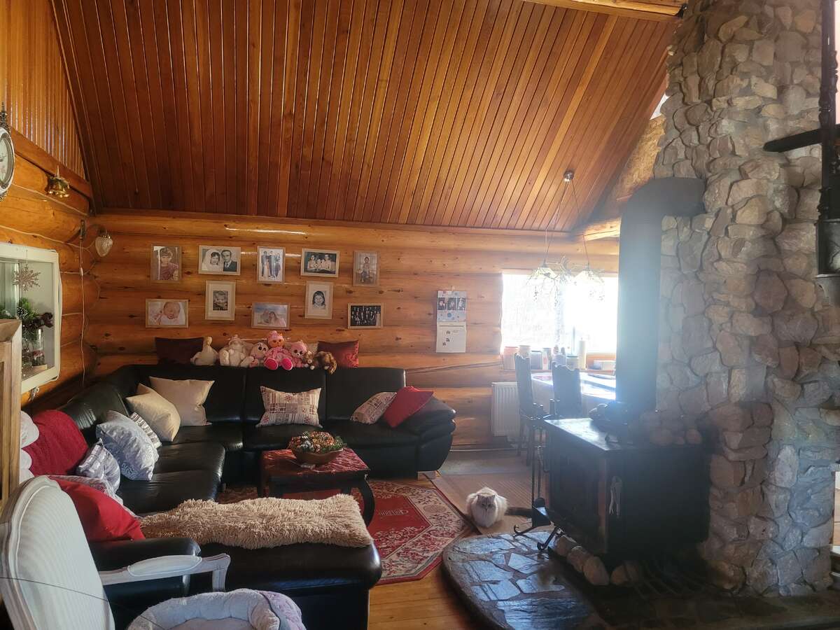 Hobby Farm with acreage