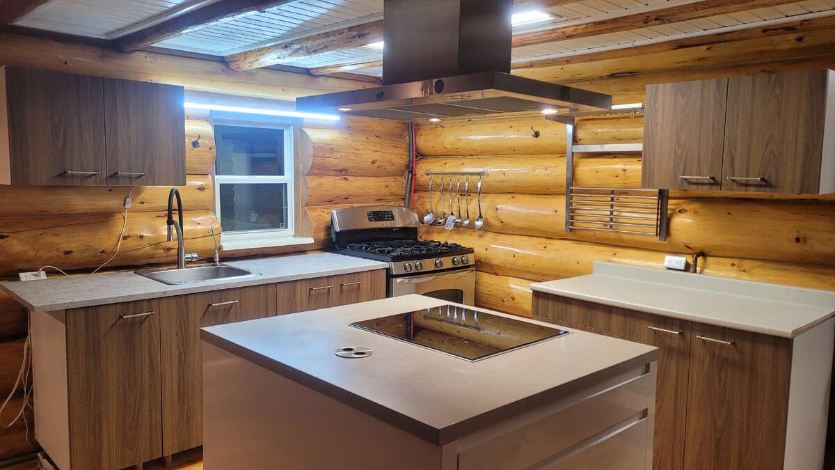 Hobby Farm with acreage