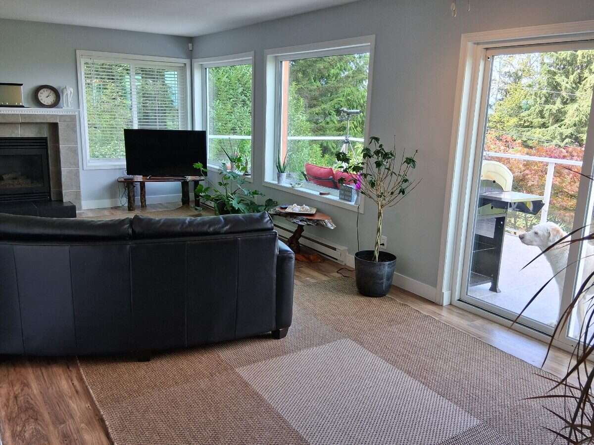 BIG Ocean Views 4 Bedroom 3 Bath 3 Ocean Decks