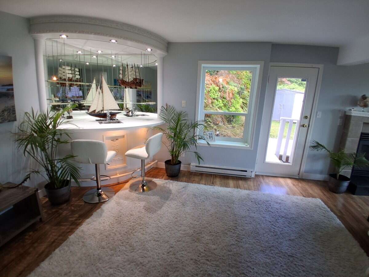 BIG Ocean Views 4 Bedroom 3 Bath 3 Ocean Decks