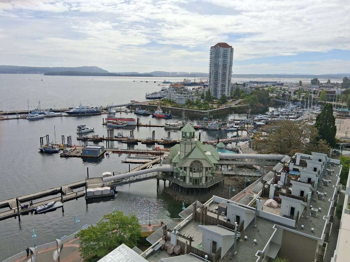 BIG Ocean Views 4 Bedroom 3 Bath 3 Ocean Decks