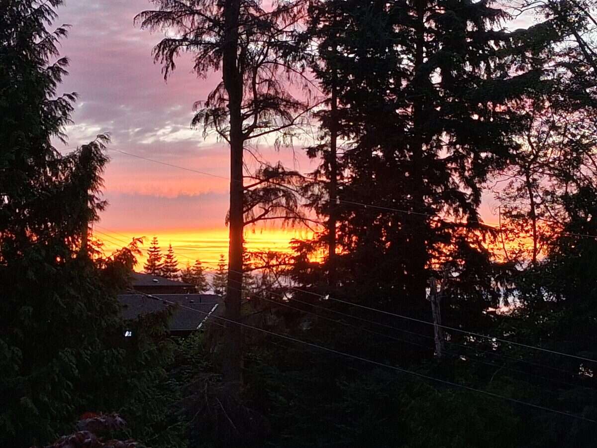 BIG Ocean Views 4 Bedroom 3 Bath 3 Ocean Decks