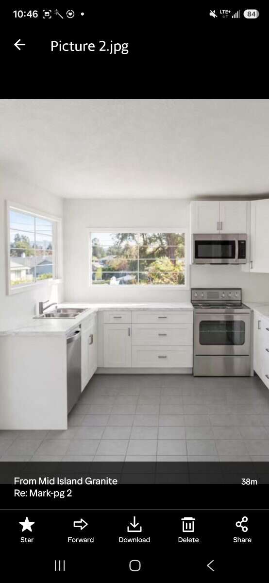 BIG Ocean Views & 3 Decks, 4 Bedroom, 3 Bath 