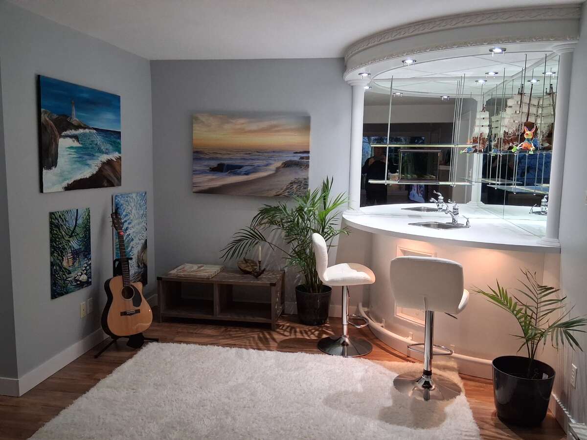 ..local artists, music & song