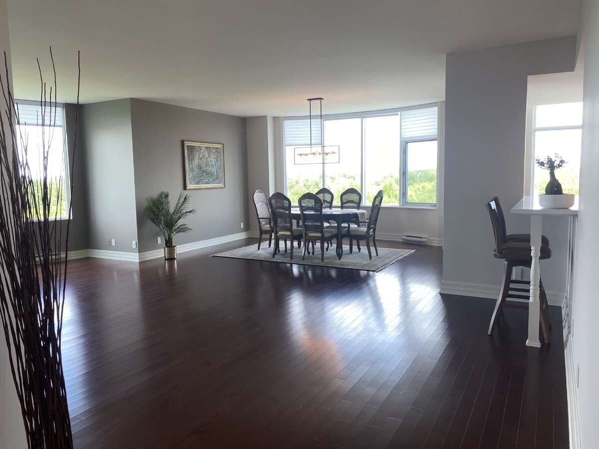 Floor lobby