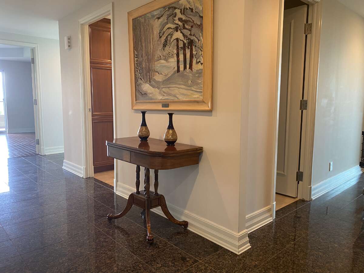 Floor lobby