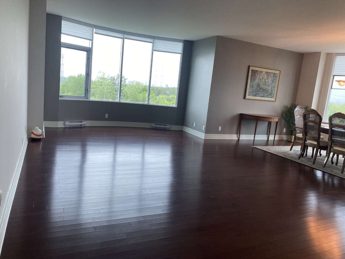 Floor lobby