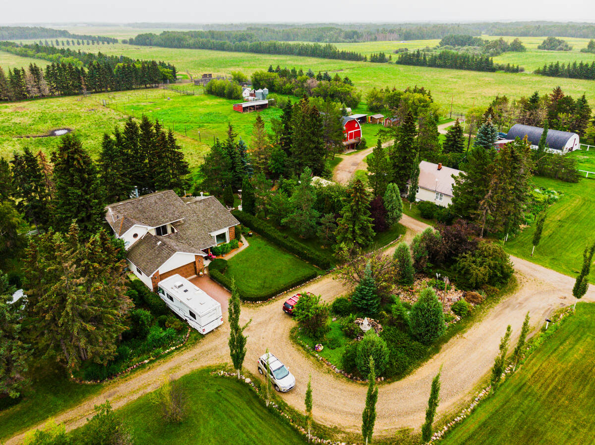 Farm / Detached House / Home-Based Business Potential / Land with Building(s) / Revenue Property For Sale in Wetaskiwin County, AB - 4 bed, 3 bath