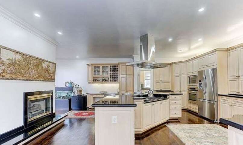 Huge Estate Mension , renovated , quality   house