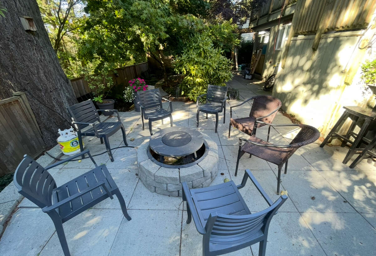 .Tudor home/ Nature/ Privacy/ Multi-generational