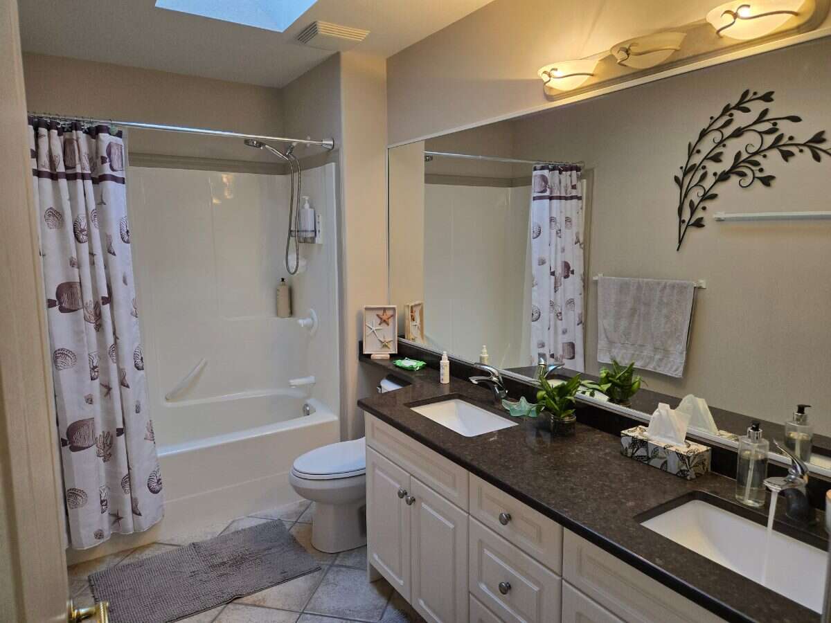 Best Location: Central, quiet, prestigious! 