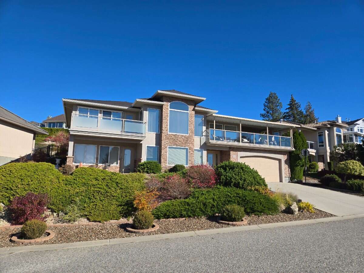 Best Location: Central, quiet, prestigious! 