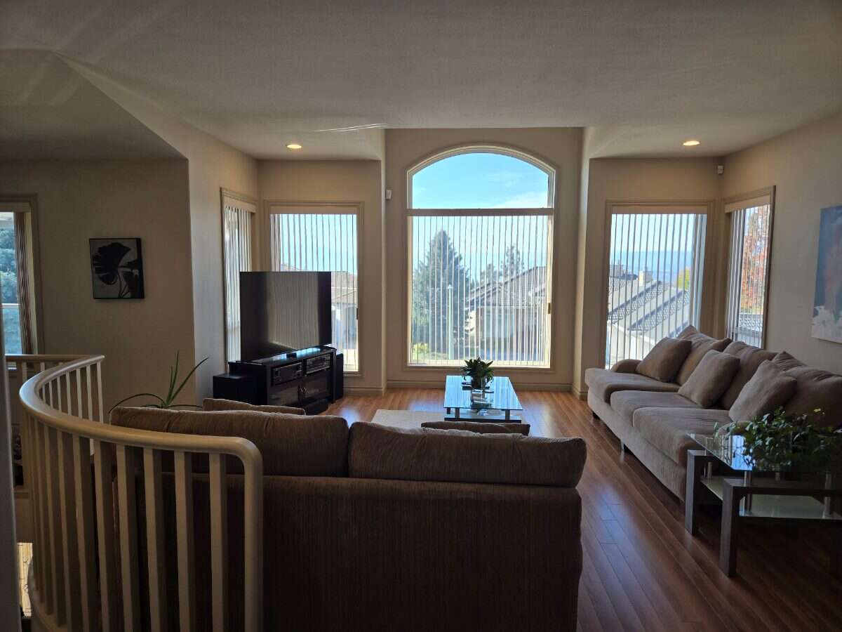 Best Location: Central, quiet, prestigious! 