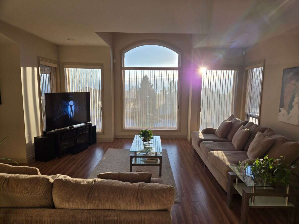 Best Location: Central, quiet, prestigious! 