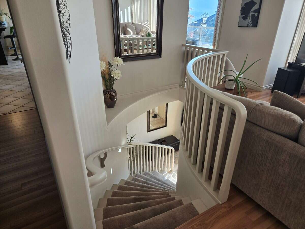 Best Location: Central, quiet, prestigious! 