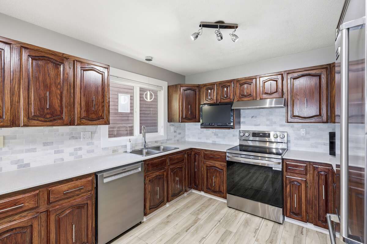 Beautiful Upper Sahali home with stunning views