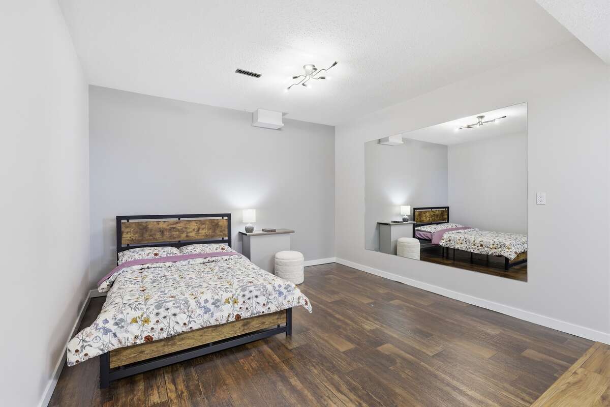 Beautiful Upper Sahali home with stunning views