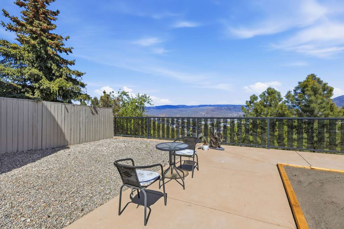 Beautiful Upper Sahali home with stunning views